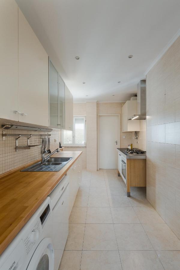 Casa Boma Lisboa - Lighting Apartment With Private Balcony - Campolide I Ngoại thất bức ảnh